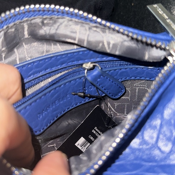 💙Danielle Nicole💙Crossbody Bag BNWT - Picture 7 of 7